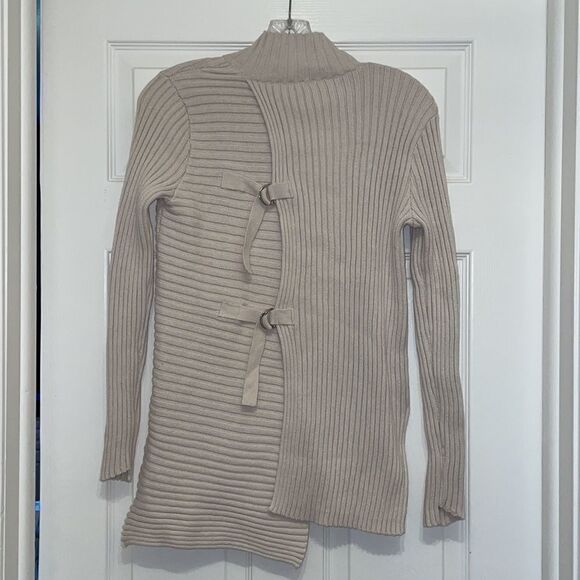 CAbi D-Ring Ribbed Cream Pullover Sweater - Picture 7 of 9